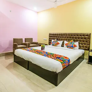 Hotel Sarweshwary ***